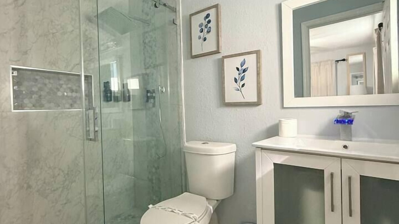 Photo of Bathroom in Tamarac