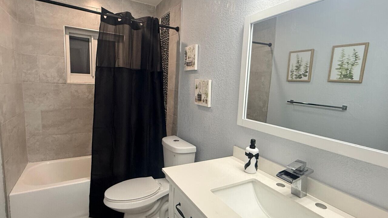 Photo of Bathroom in Tamarac