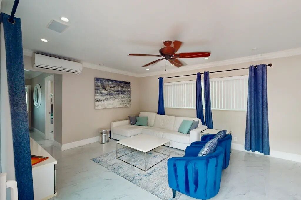 Photo of Livingroom in Bel Air