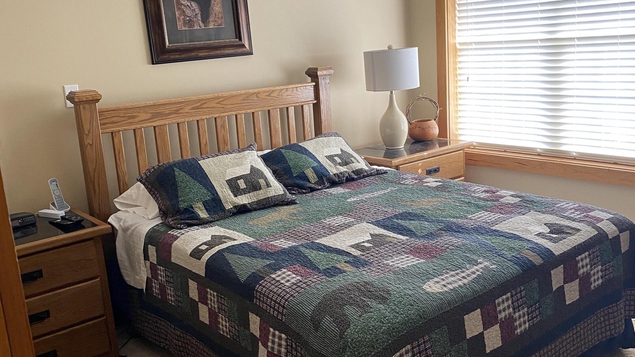 Photo of Bedroom in Edray