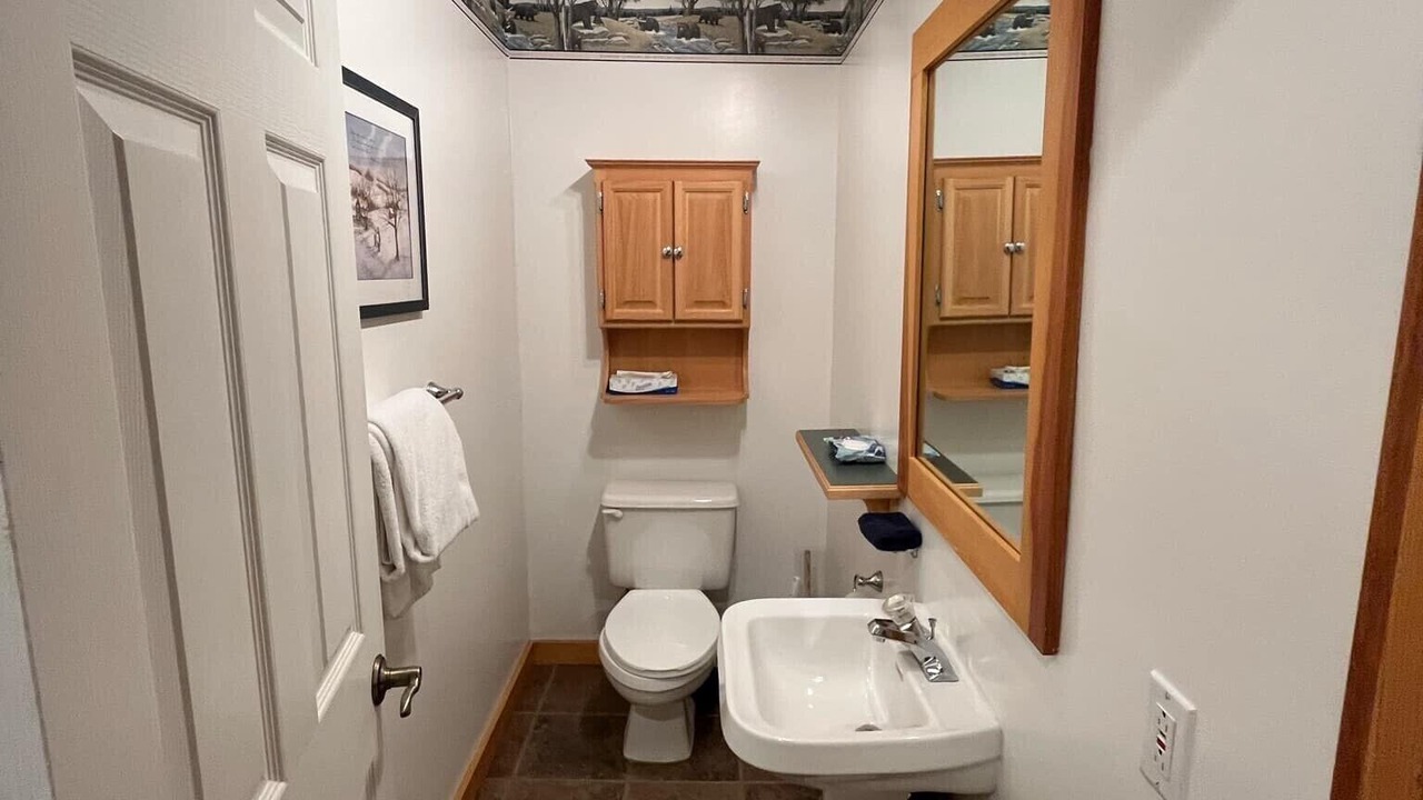 Photo of Bathroom in Edray