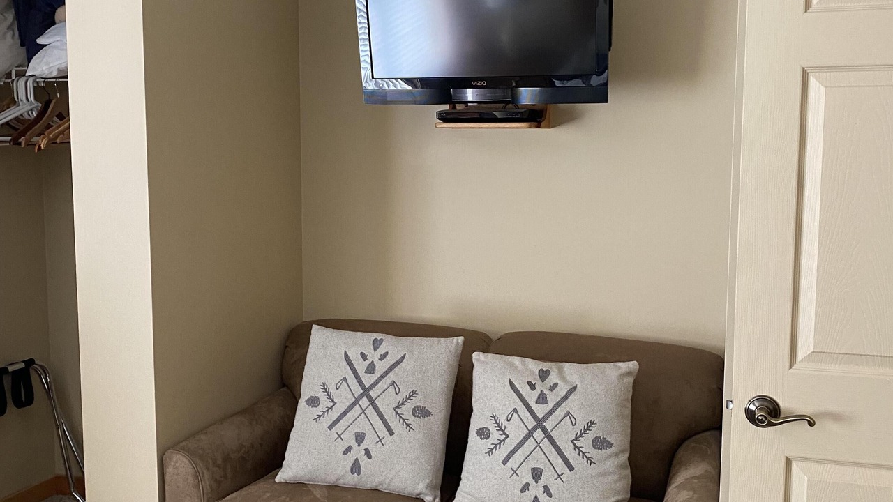 Photo of Livingroom in Edray