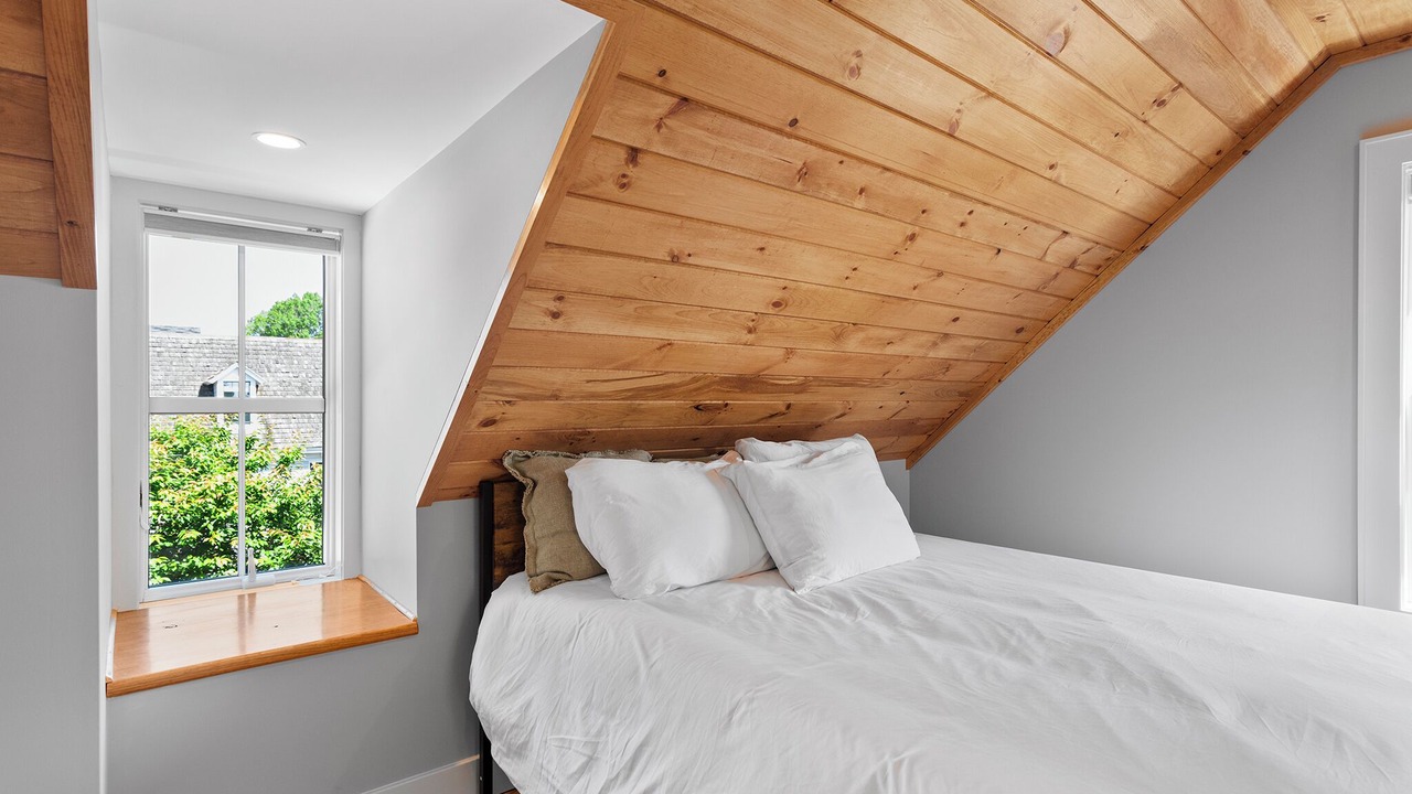 Photo of Bedroom in Chestertown