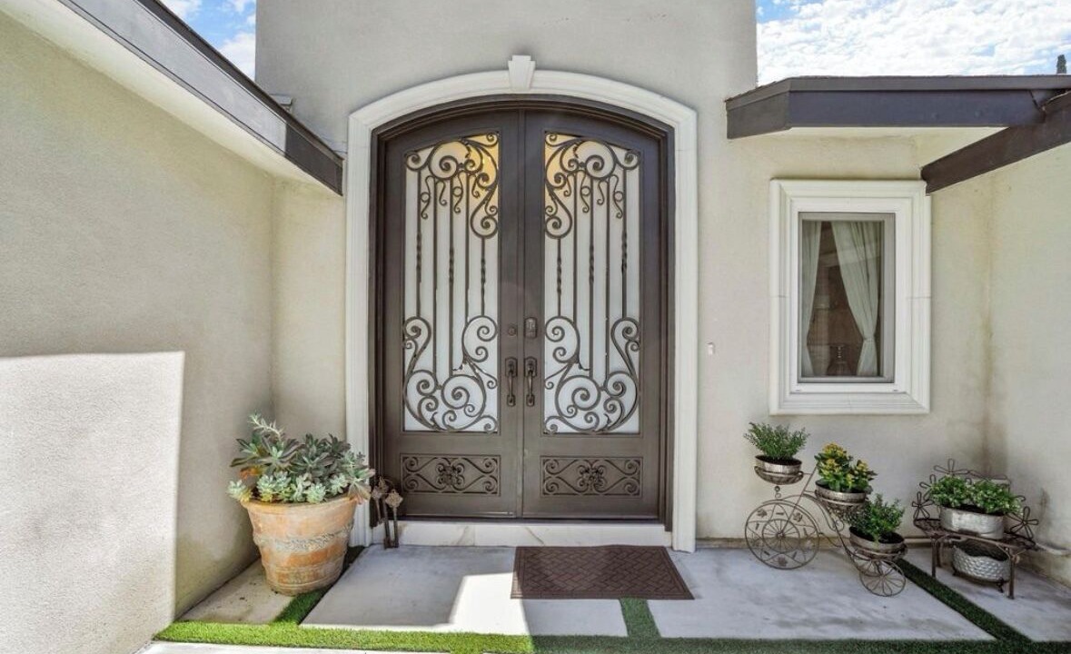 Photo of Outdoor in Tarzana