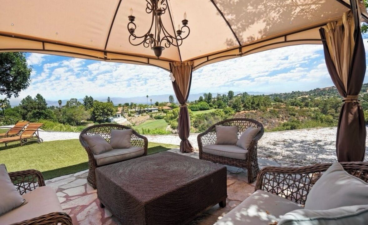 Photo of Patio Balcony in Tarzana