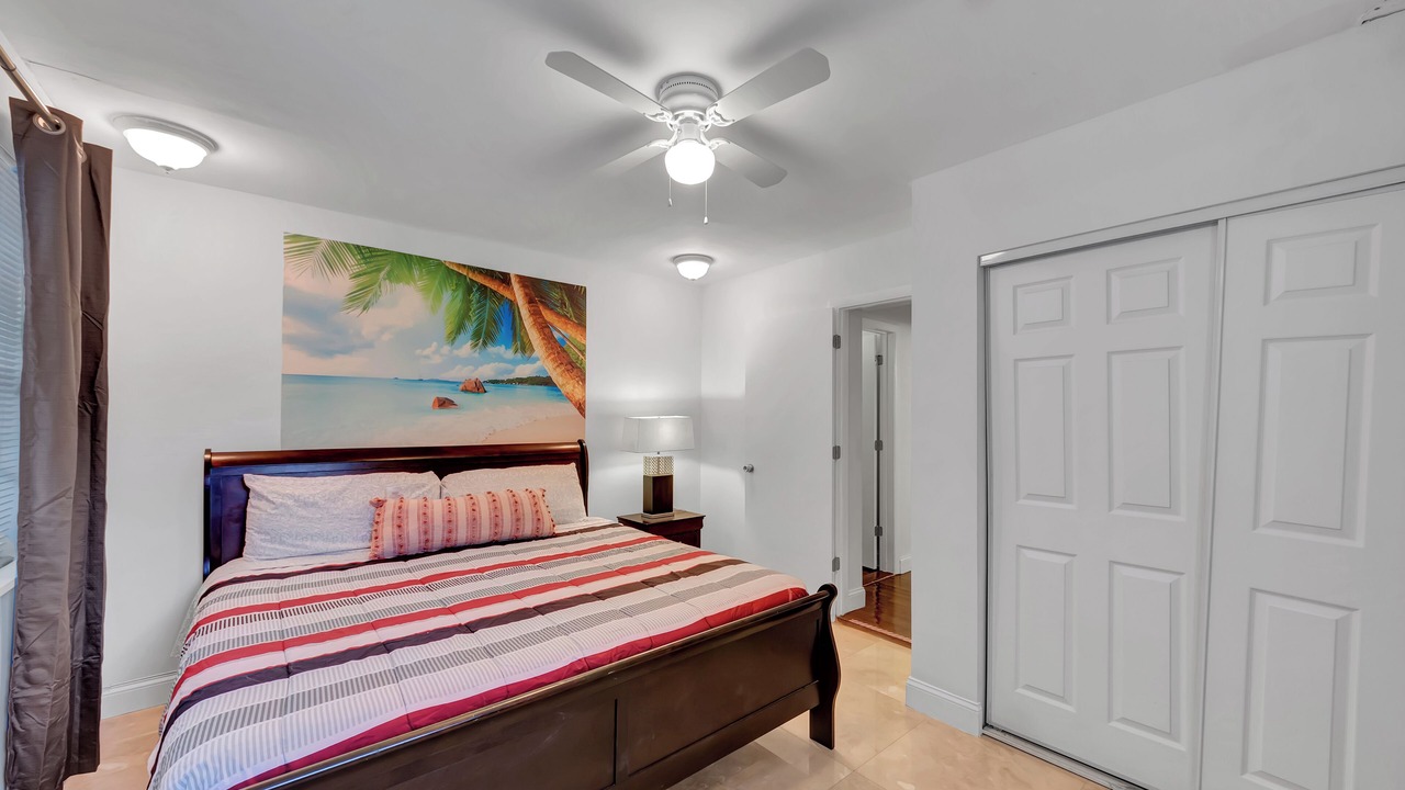 Photo of Bedroom in Highland Garden