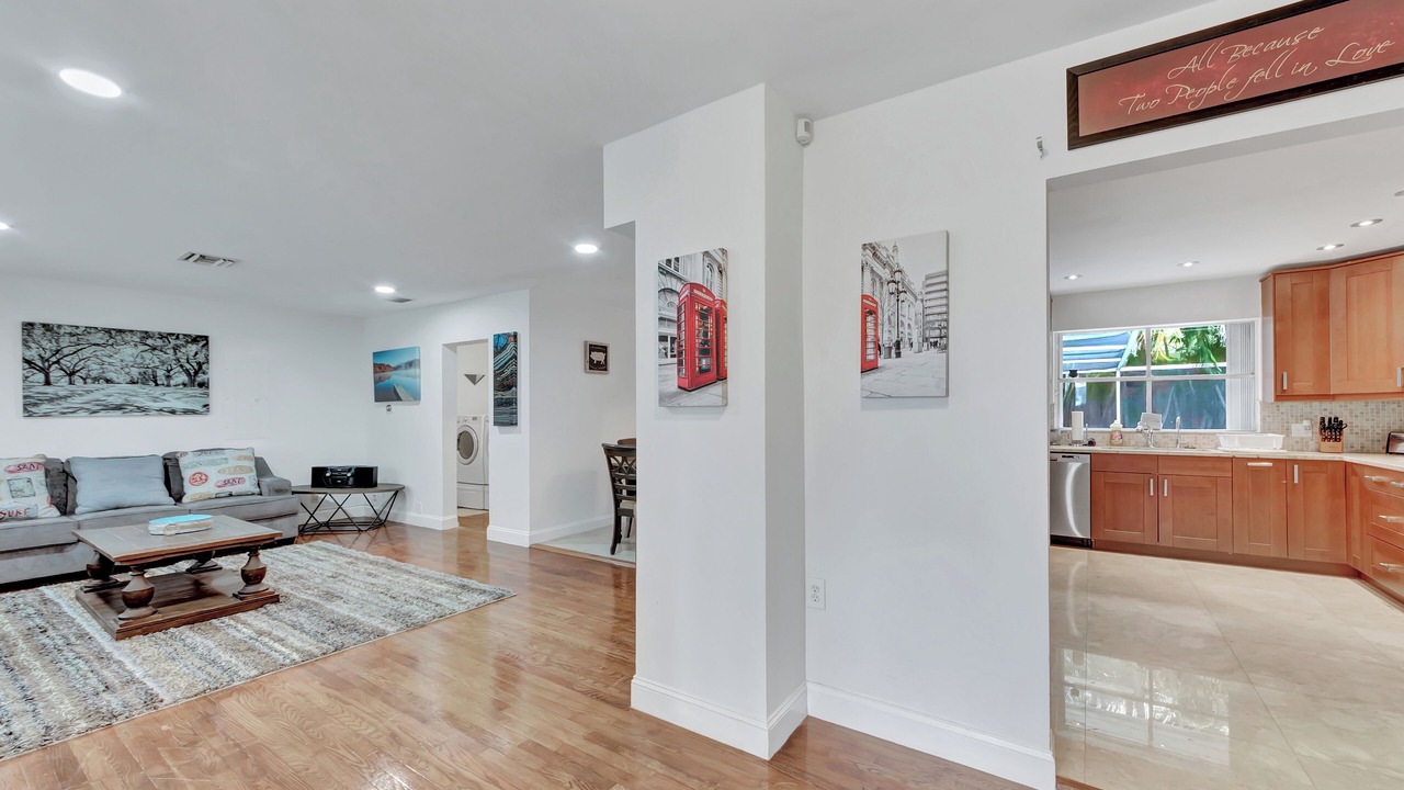 Photo of Livingroom in Highland Garden
