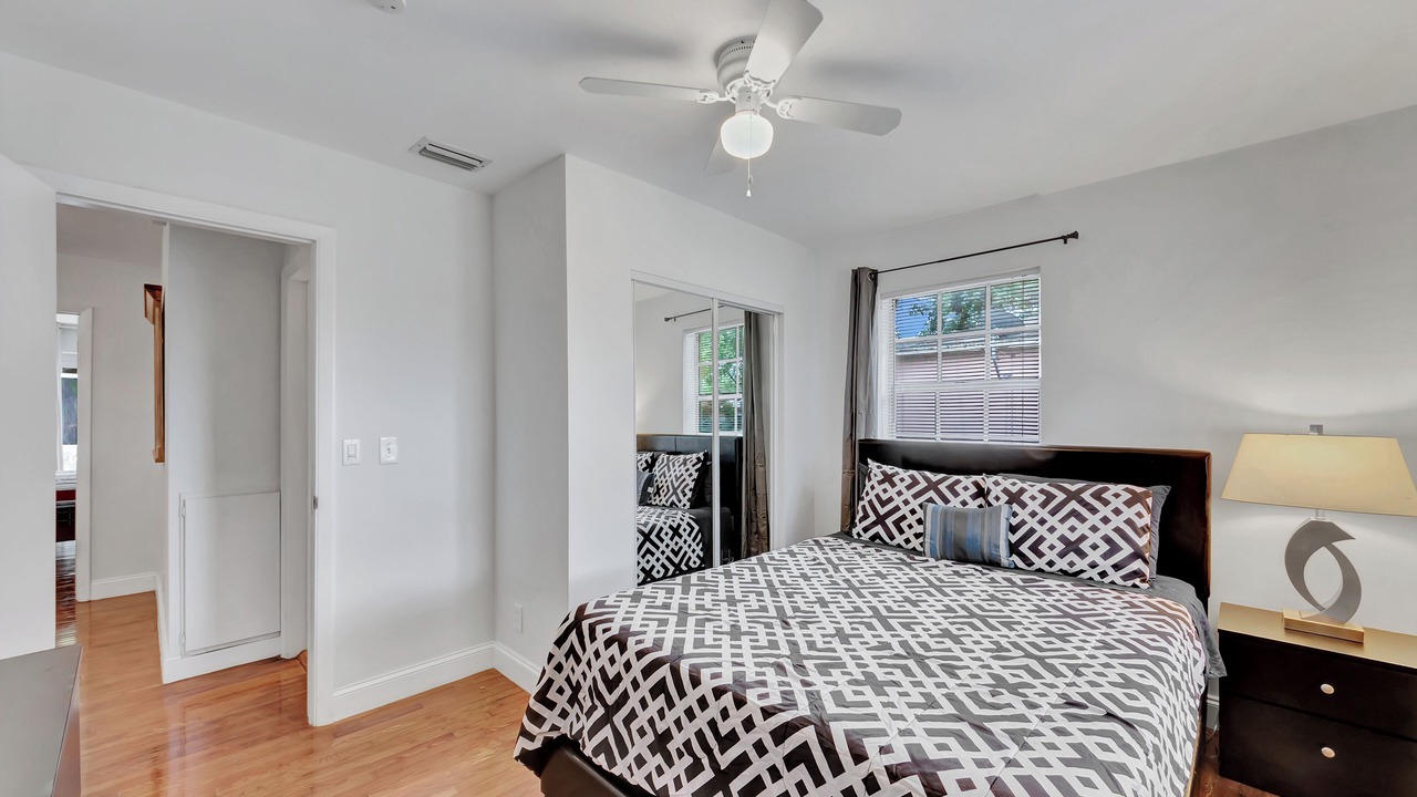 Photo of Bedroom in Highland Garden