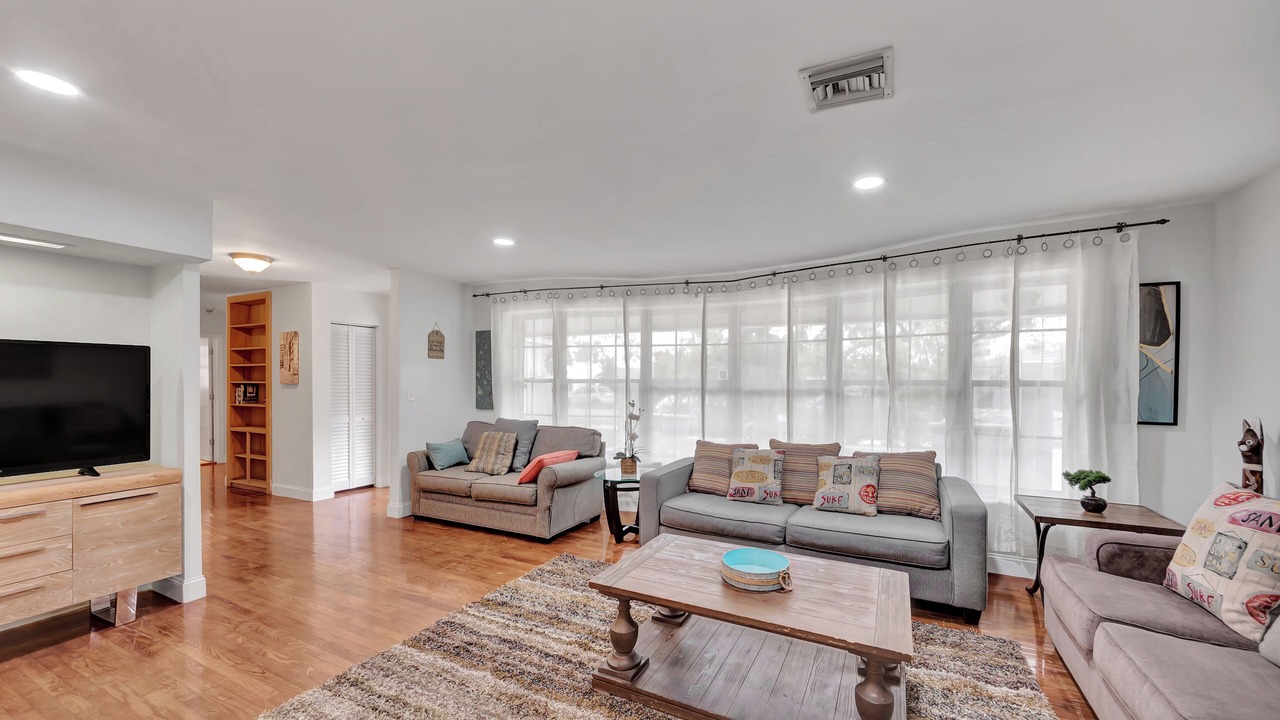 Photo of Livingroom in Highland Garden