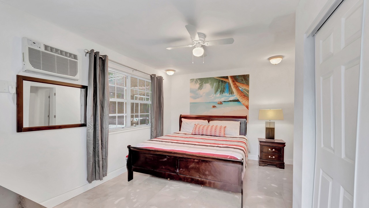 Photo of Bedroom in Highland Garden