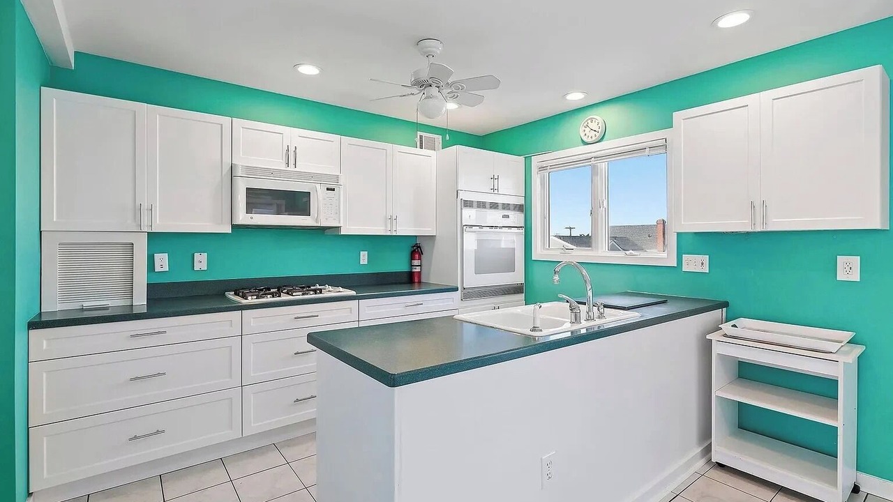 Photo of Kitchen in Ship Bottom