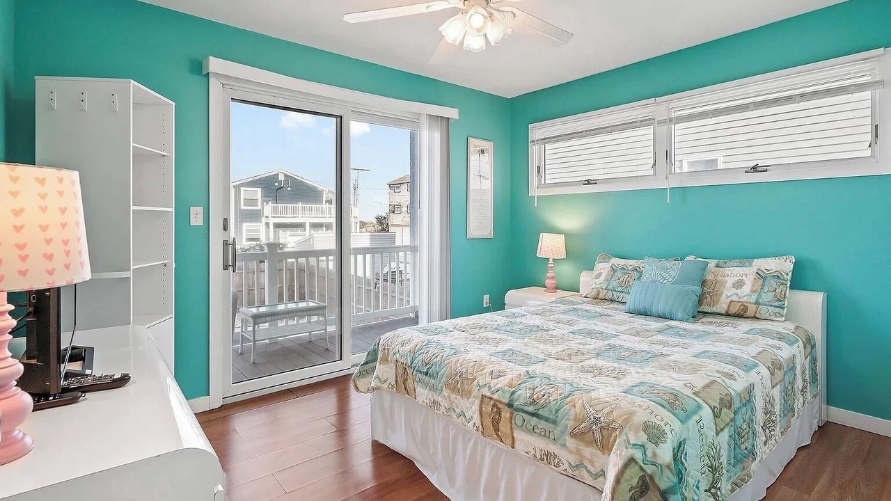 Photo of Bedroom in Ship Bottom