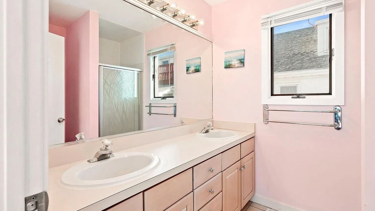 Photo of Bathroom in Ship Bottom