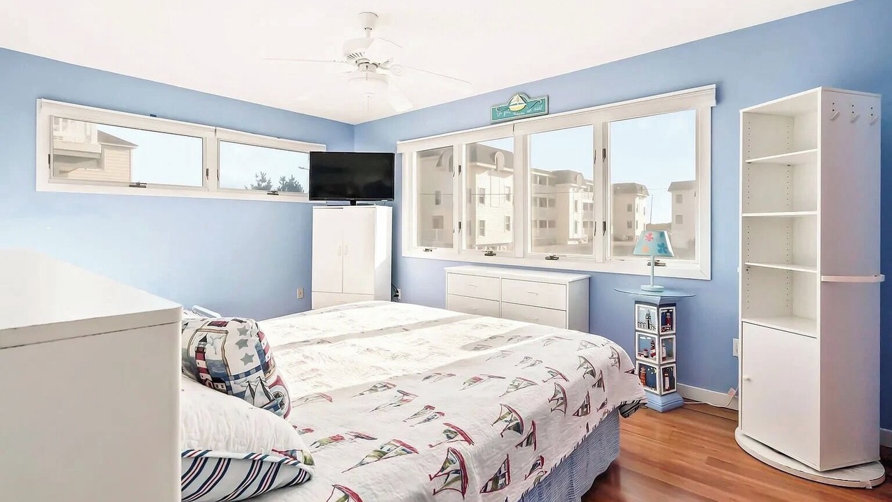 Photo of Bedroom in Ship Bottom