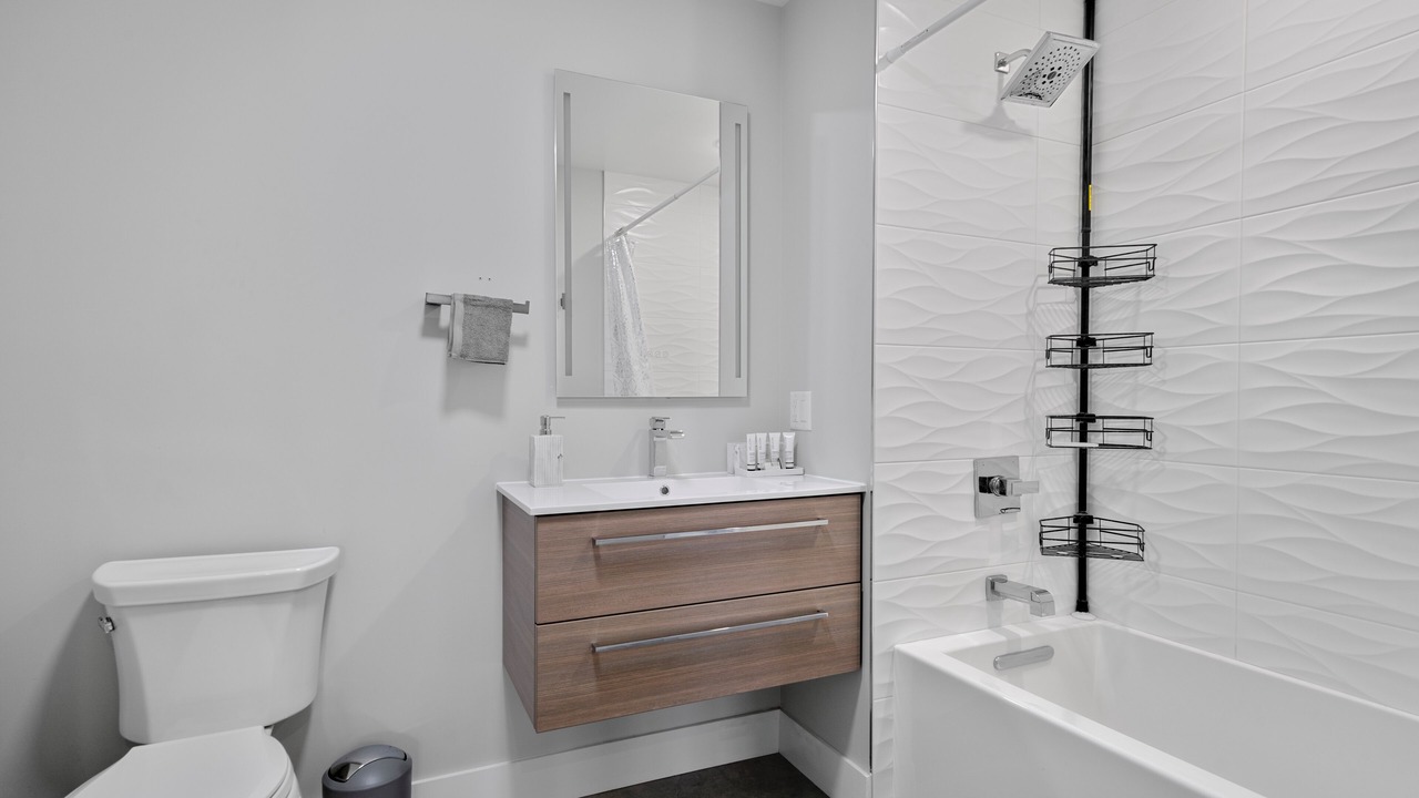 Photo of Bathroom in North Bergen