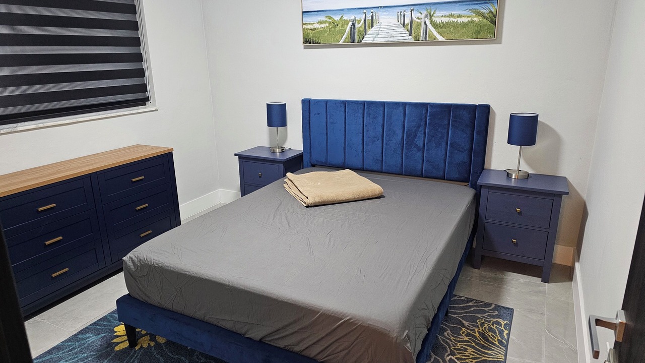Photo of Bedroom in Royal Poinciana