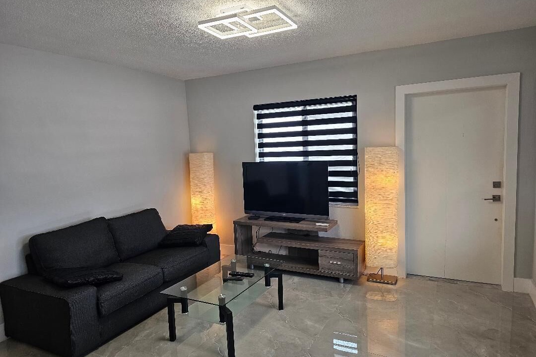 Photo of Livingroom in Royal Poinciana