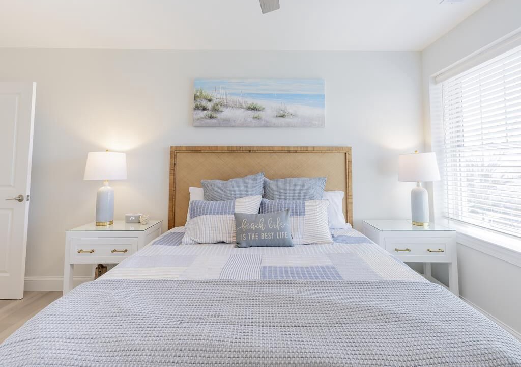 Photo of Bedroom in Admiral Estates