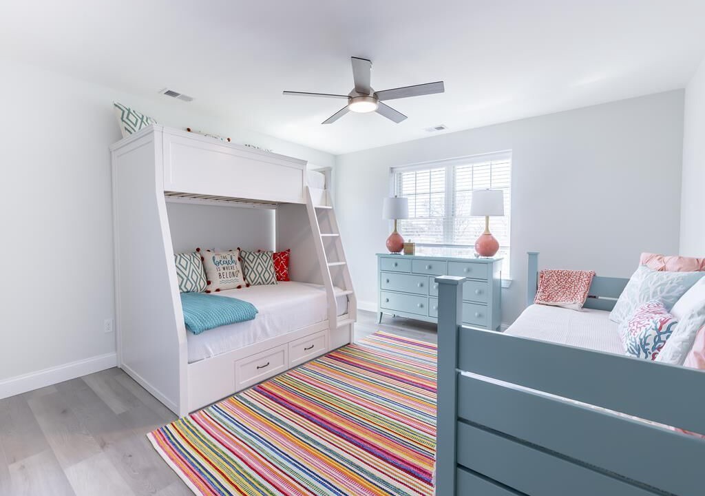 Photo of Bedroom in Admiral Estates