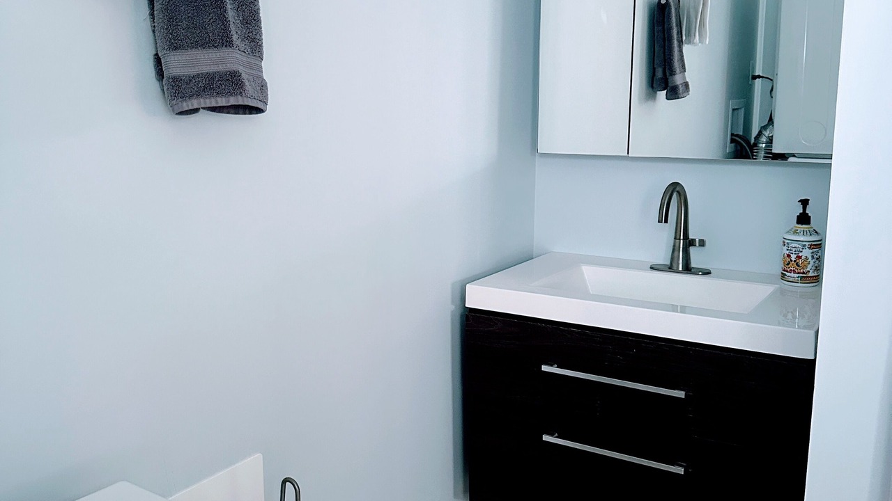Photo of Bathroom in Colonial Beach