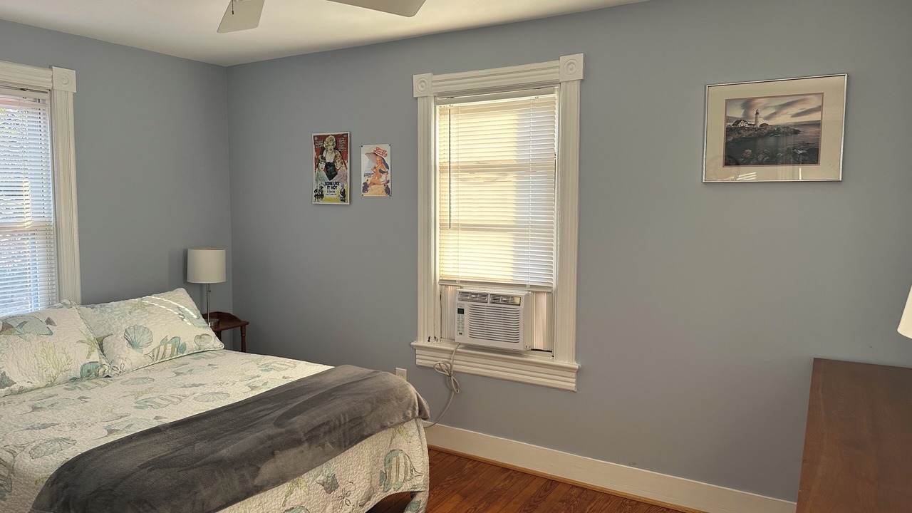 Photo of Bedroom in Colonial Beach