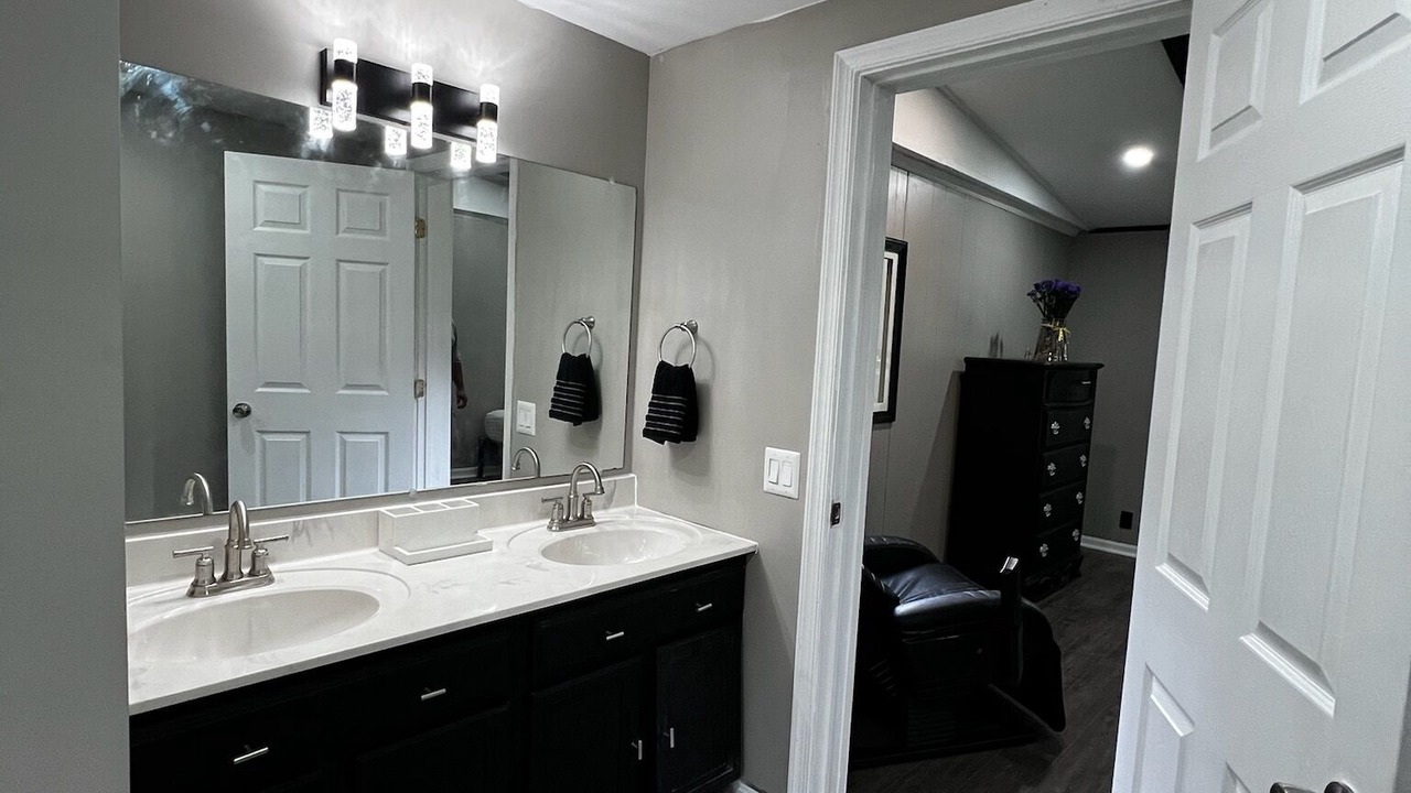 Photo of Bathroom in Hancocks Bridge