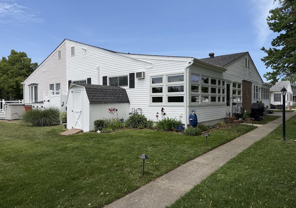 Photo of Outdoor in Village Green
