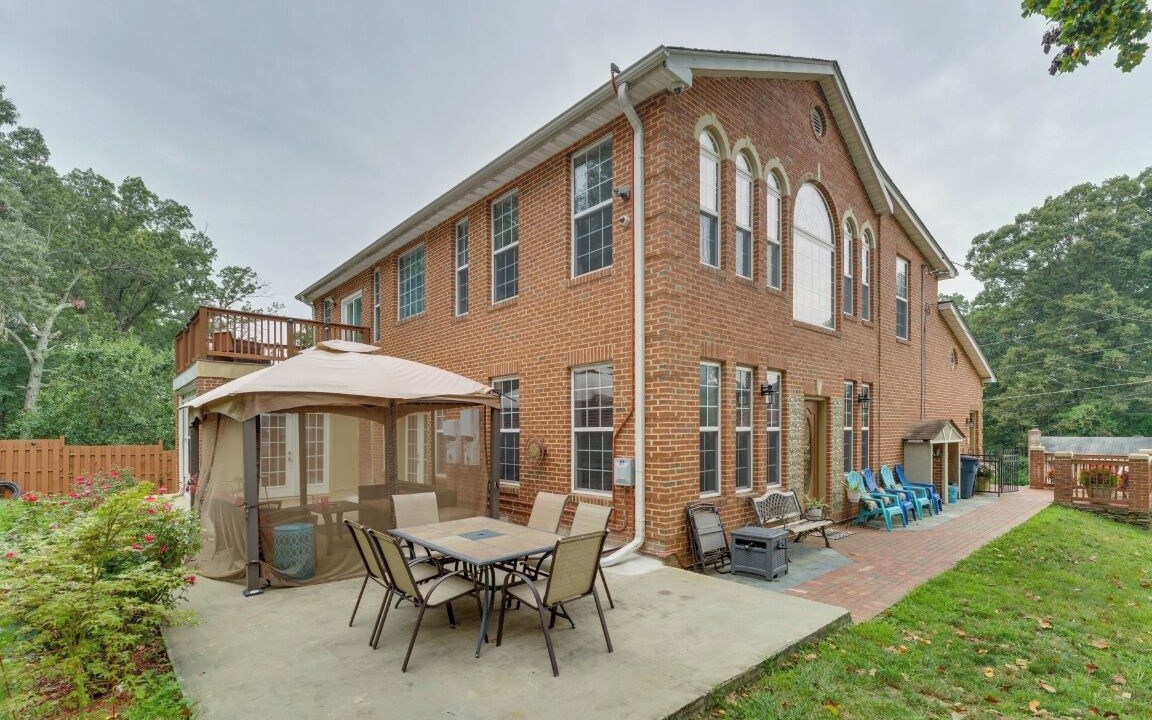Photo of Outdoor in Friendly