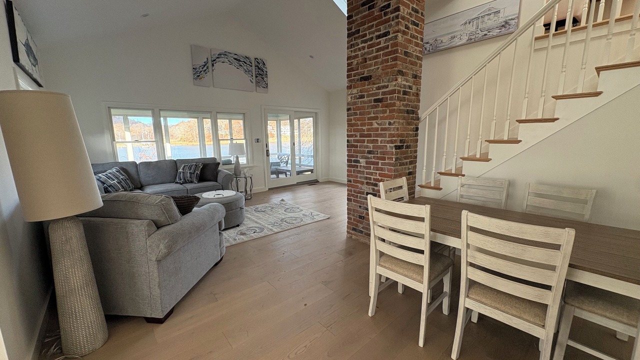 Photo of Livingroom in Newbury