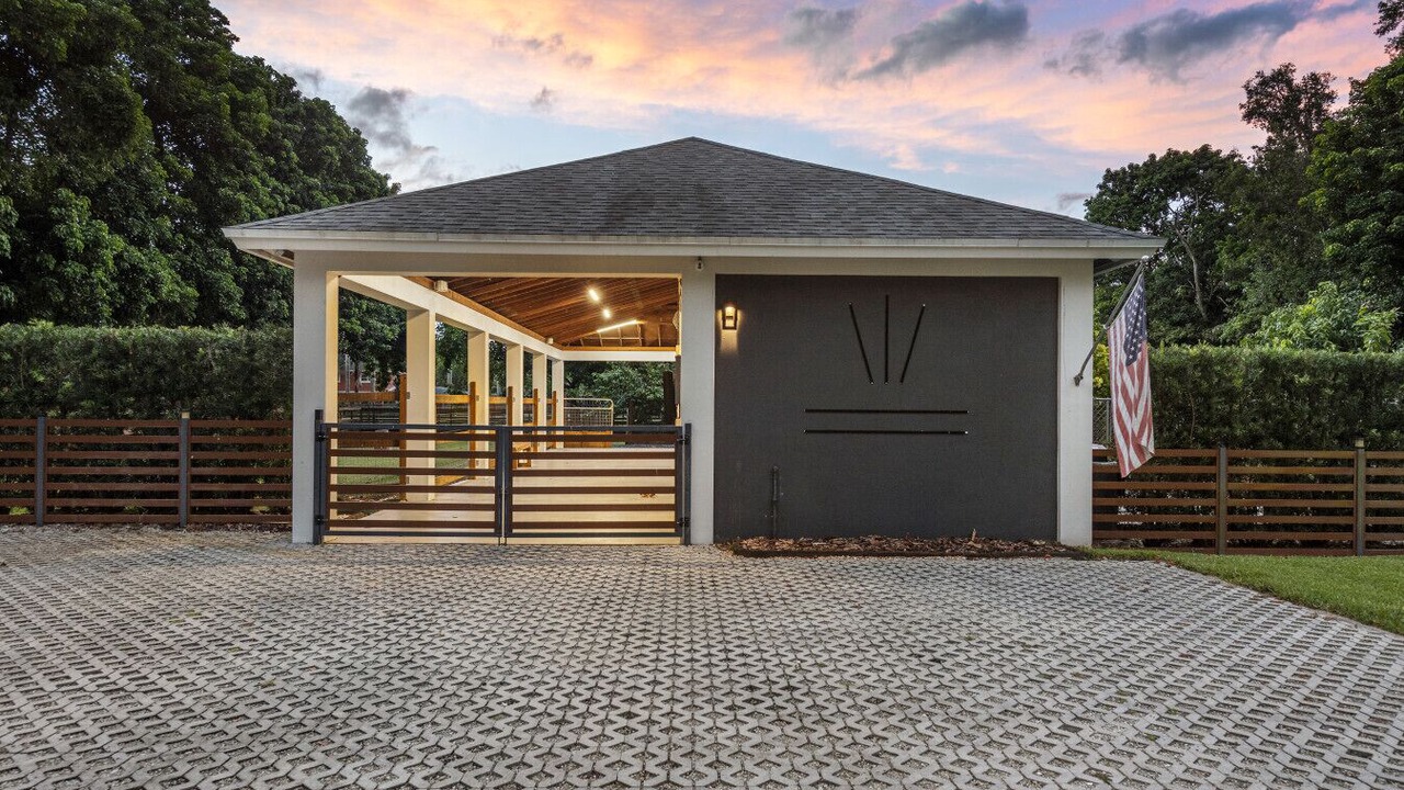 Photo of Outdoor in Southwest Ranches