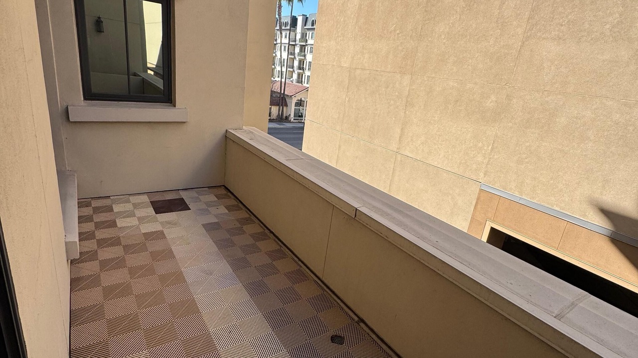 Photo of Outdoor in Downtown