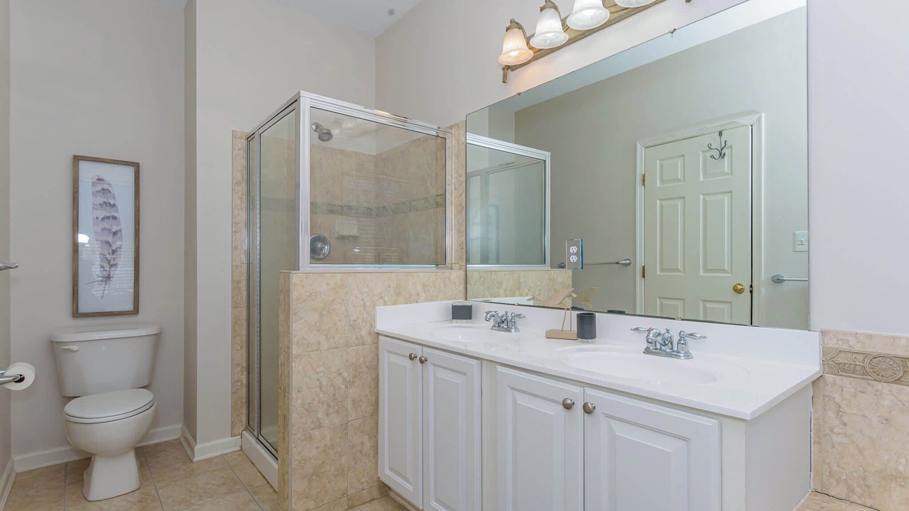 Photo of Bathroom in Sunset Island