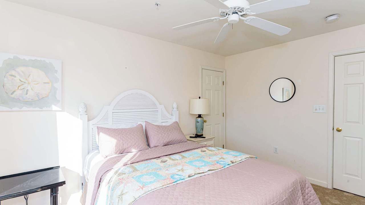 Photo of Bedroom in Sunset Island
