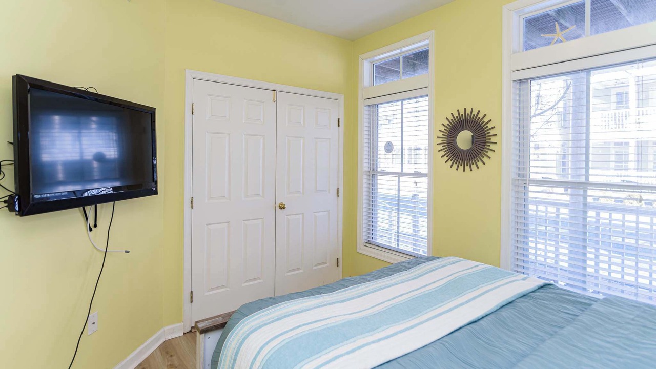 Photo of Bedroom in Sunset Island