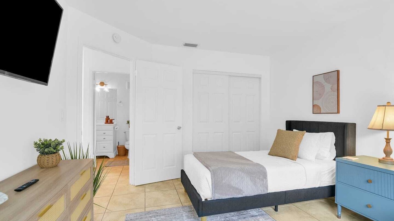 Photo of Bedroom in Mission Bay