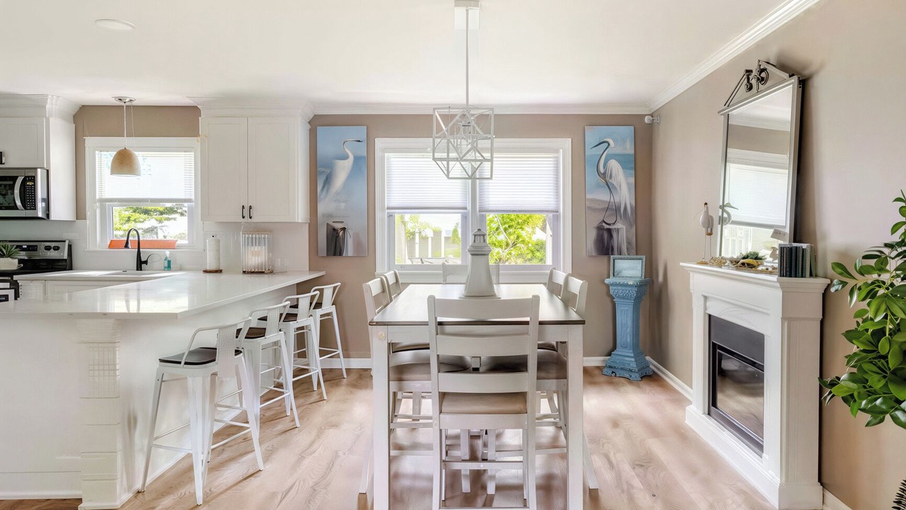 Photo of Others in Town Bank