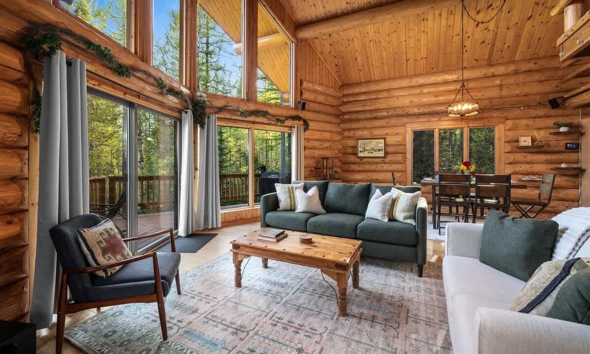 Photo of Livingroom in Columbia Falls