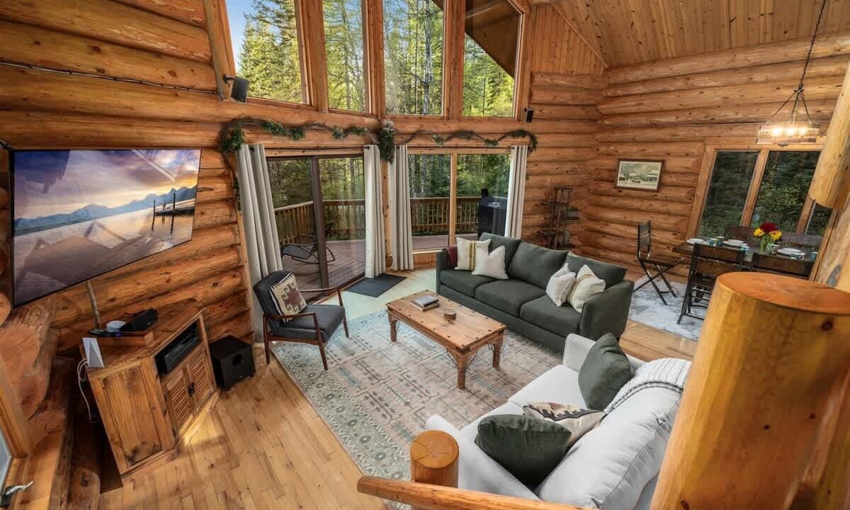 Photo of Livingroom in Columbia Falls