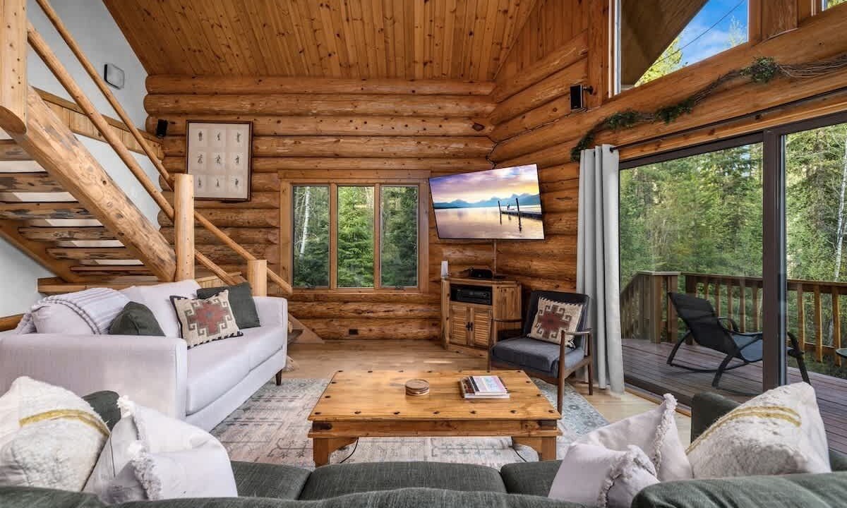 Photo of Livingroom in Columbia Falls