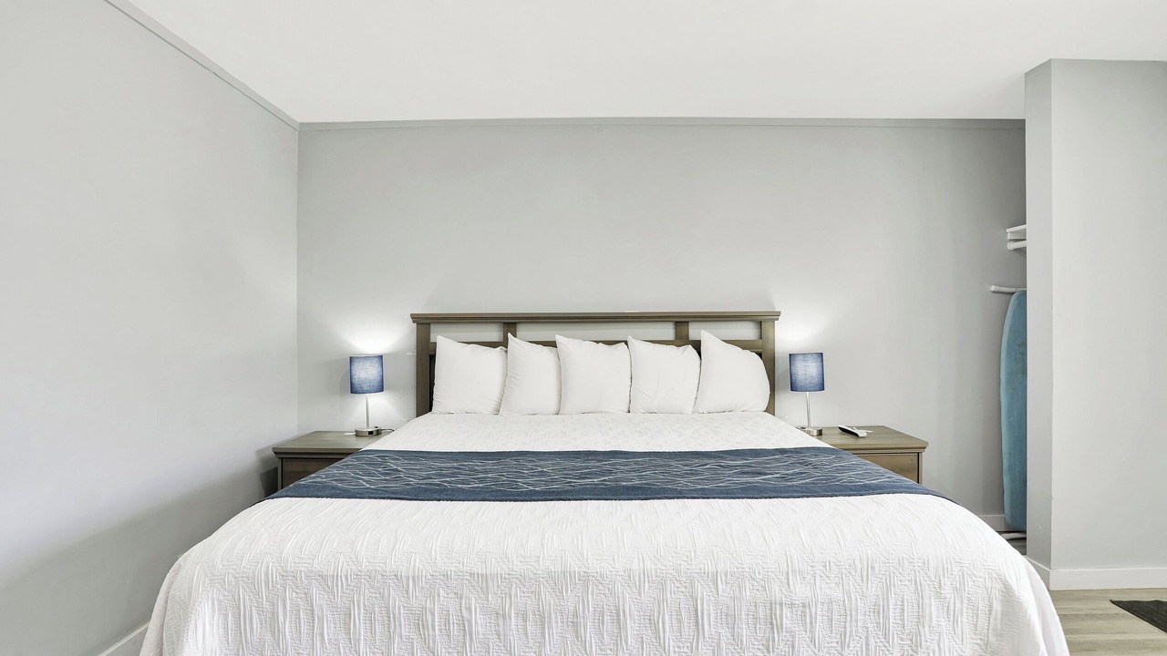 Photo of Bedroom in Pompano Beach