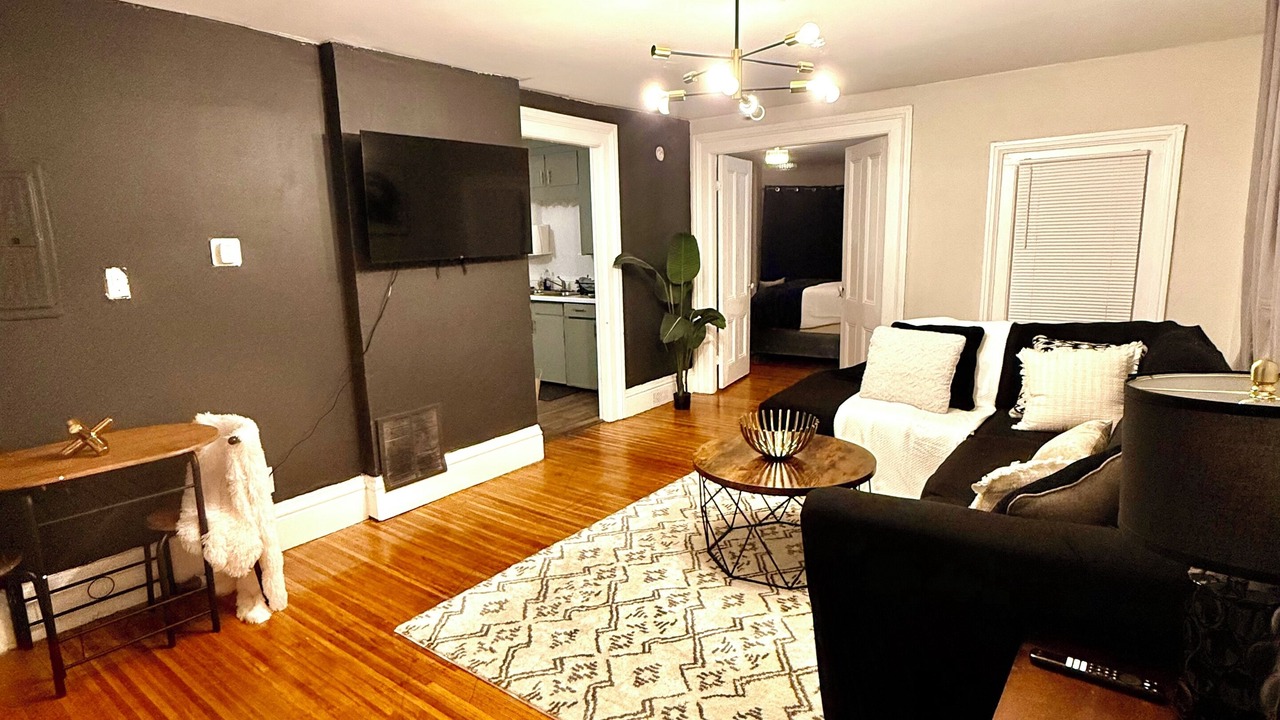 Photo of Livingroom in Downtown Rochester