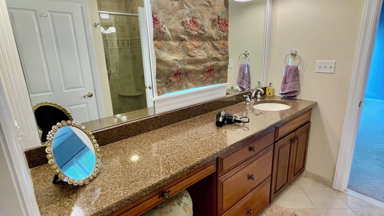 Photo of Bathroom in Green Creek