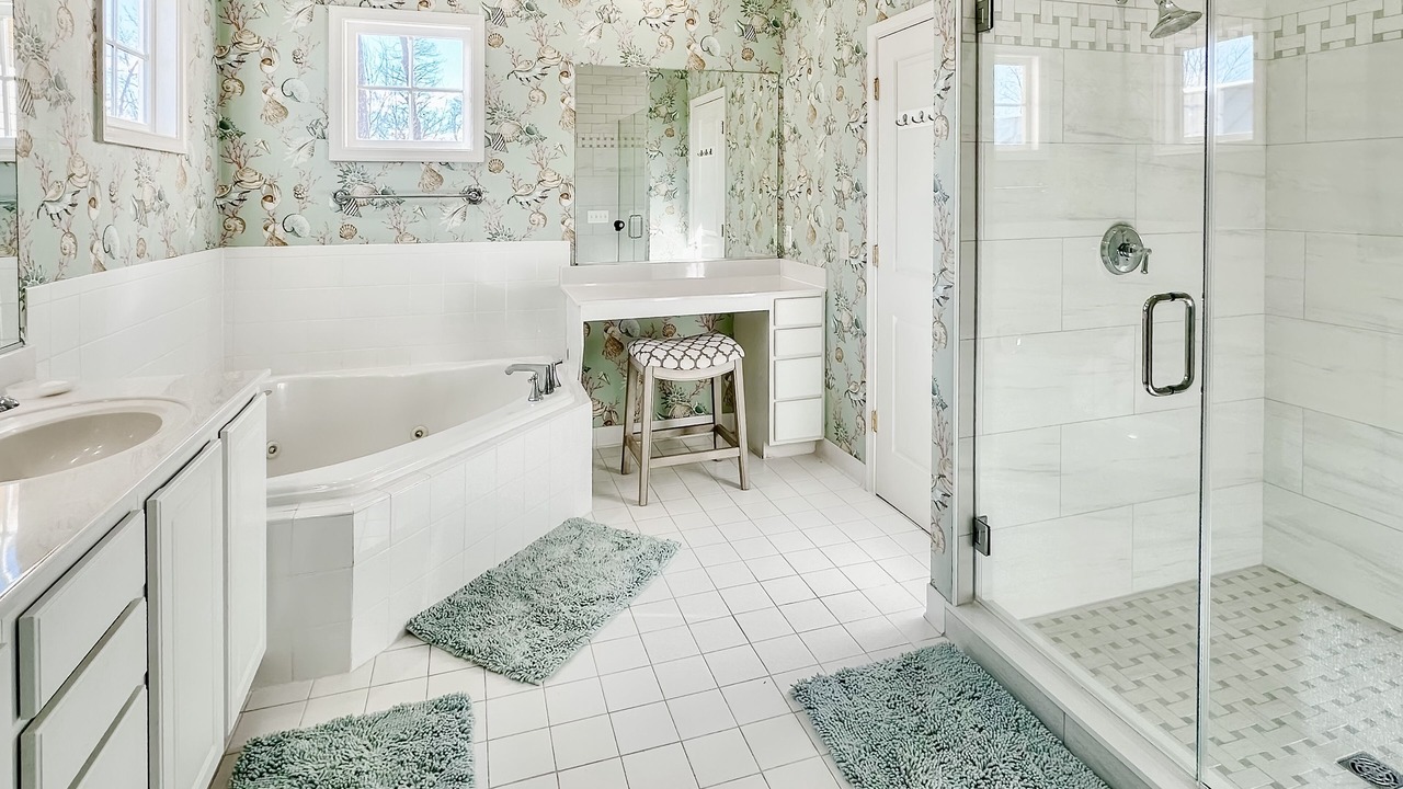 Photo of Bathroom in Long Neck