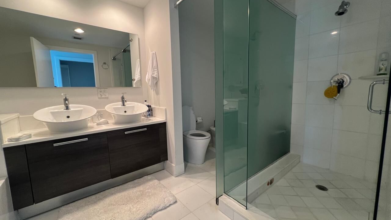 Photo of Bathroom in Aventura