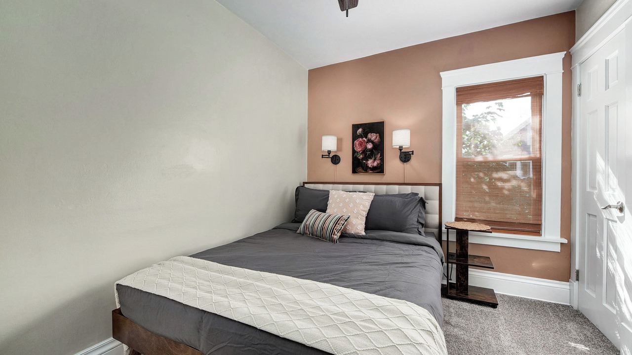 Photo of Bedroom in Cleveland