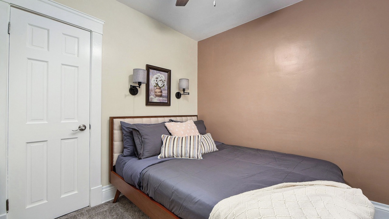 Photo of Bedroom in Cleveland