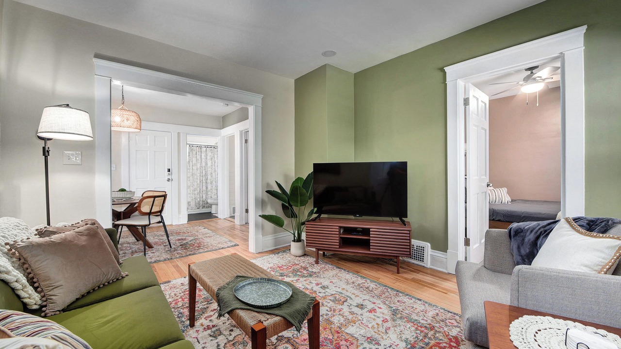 Photo of Livingroom in Cleveland