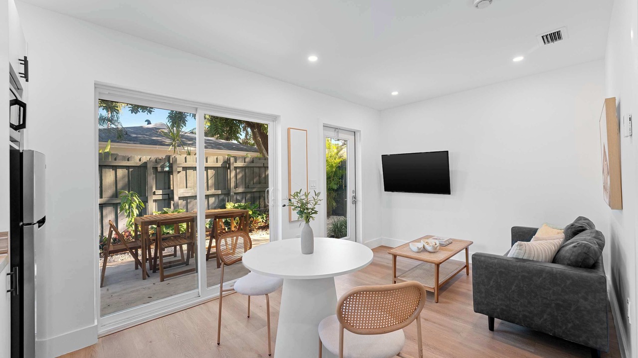 Photo of Livingroom in Victoria Park