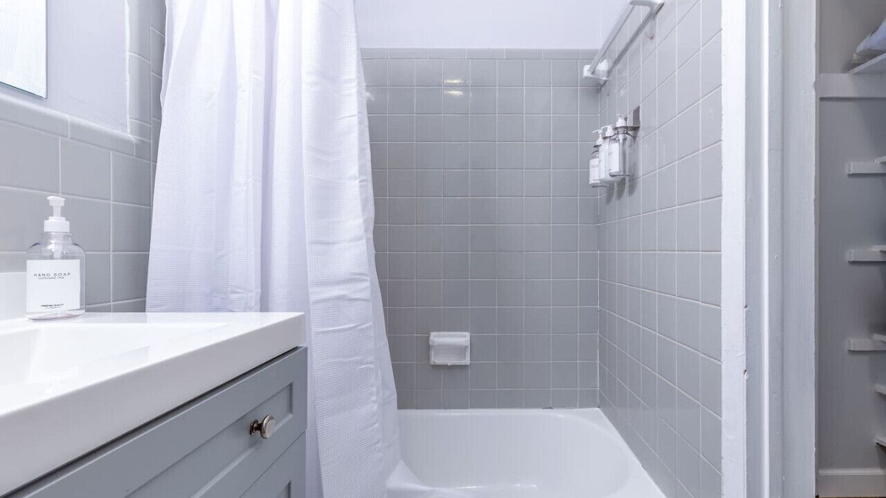 Photo of Bathroom in Coral Ridge
