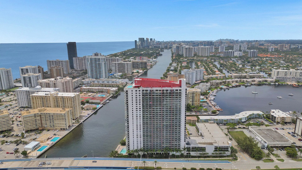 Photo of Outdoor in Hallandale Beach